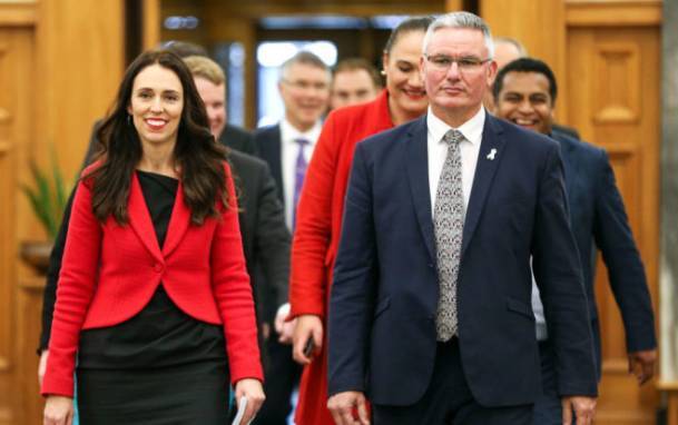 新西兰大选结果尘埃落定：工党最终获得胜利！未来政策：砍掉3万移民！